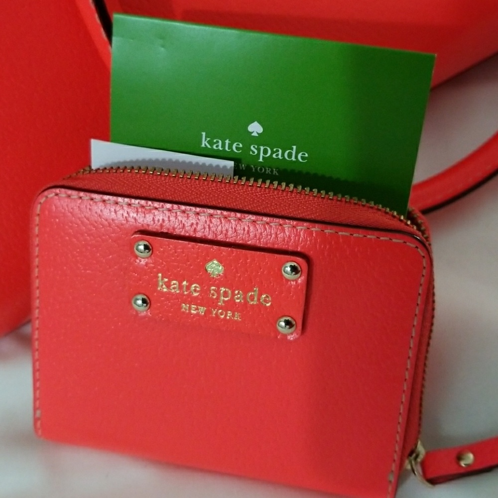 ****SALE****NWT Kate Spade wallet/card holder